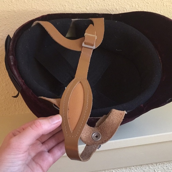 Vintage Velvet English Riding Helmet - Picture 5 of 10